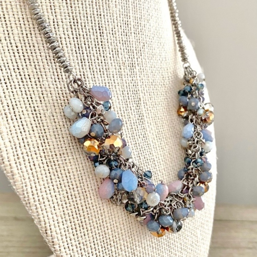Beautiful cluster bead necklace by Loft